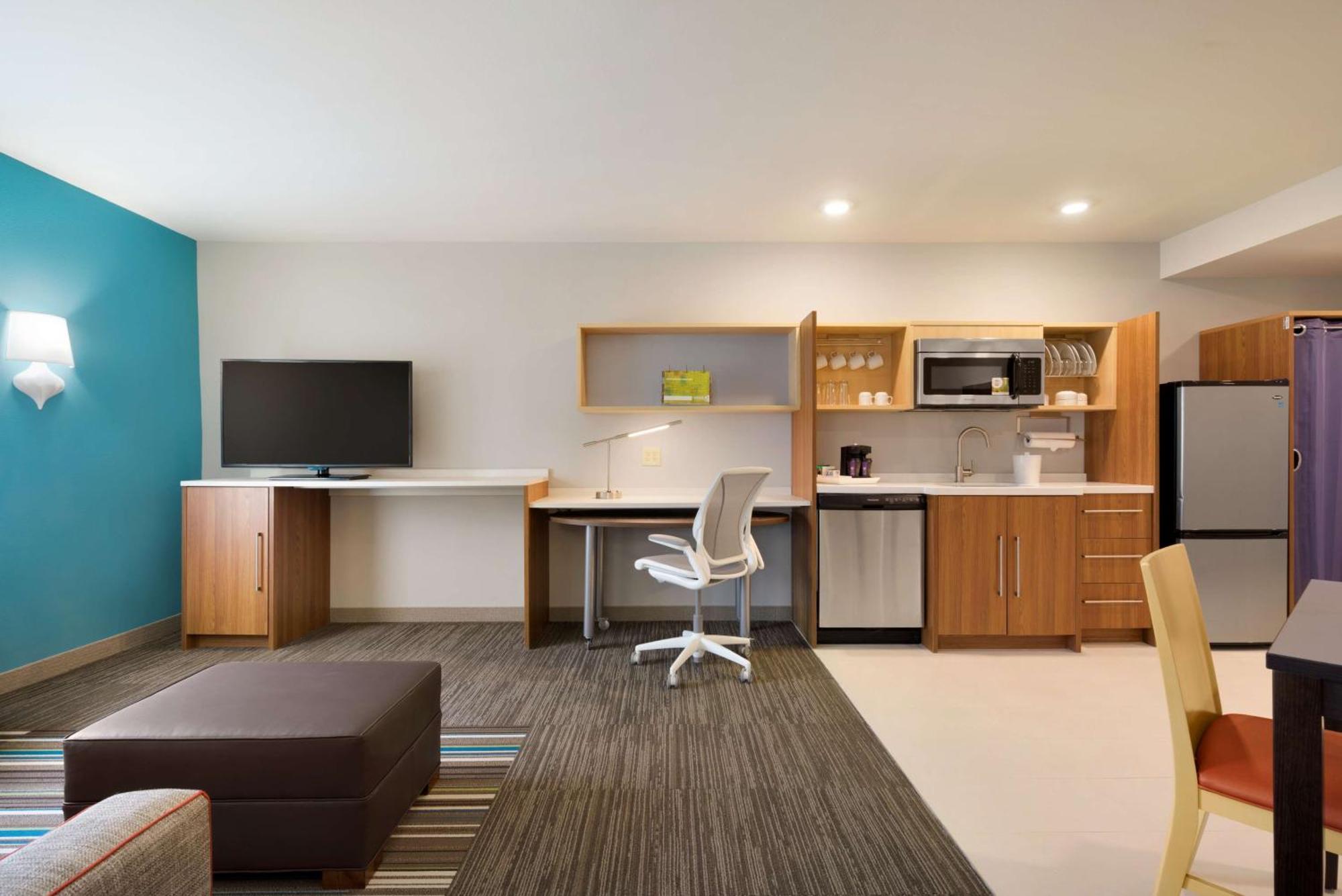 Home2 Suites By Hilton Роанок Экстерьер фото